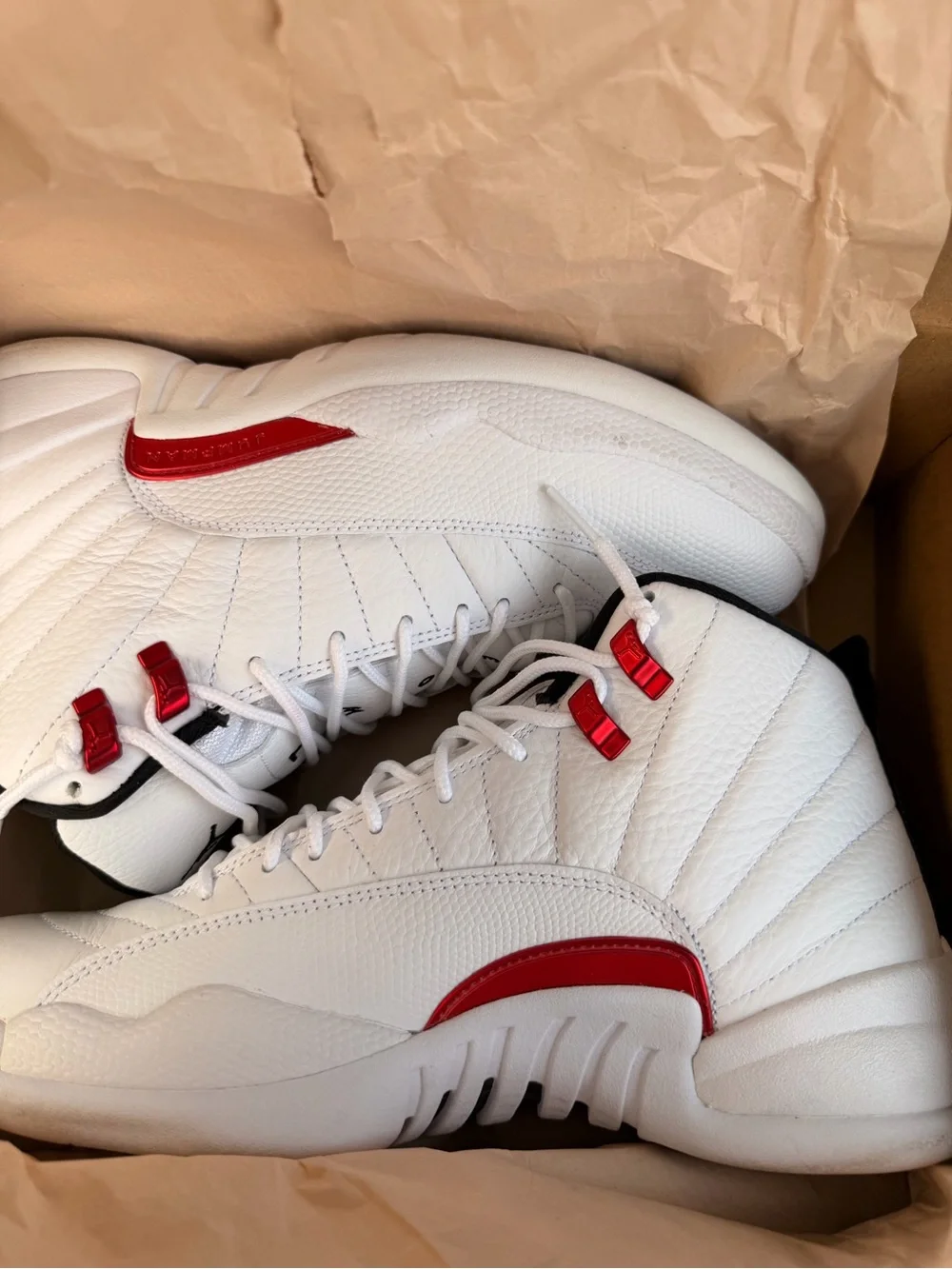 Men’s Jordan 12 white bloodline